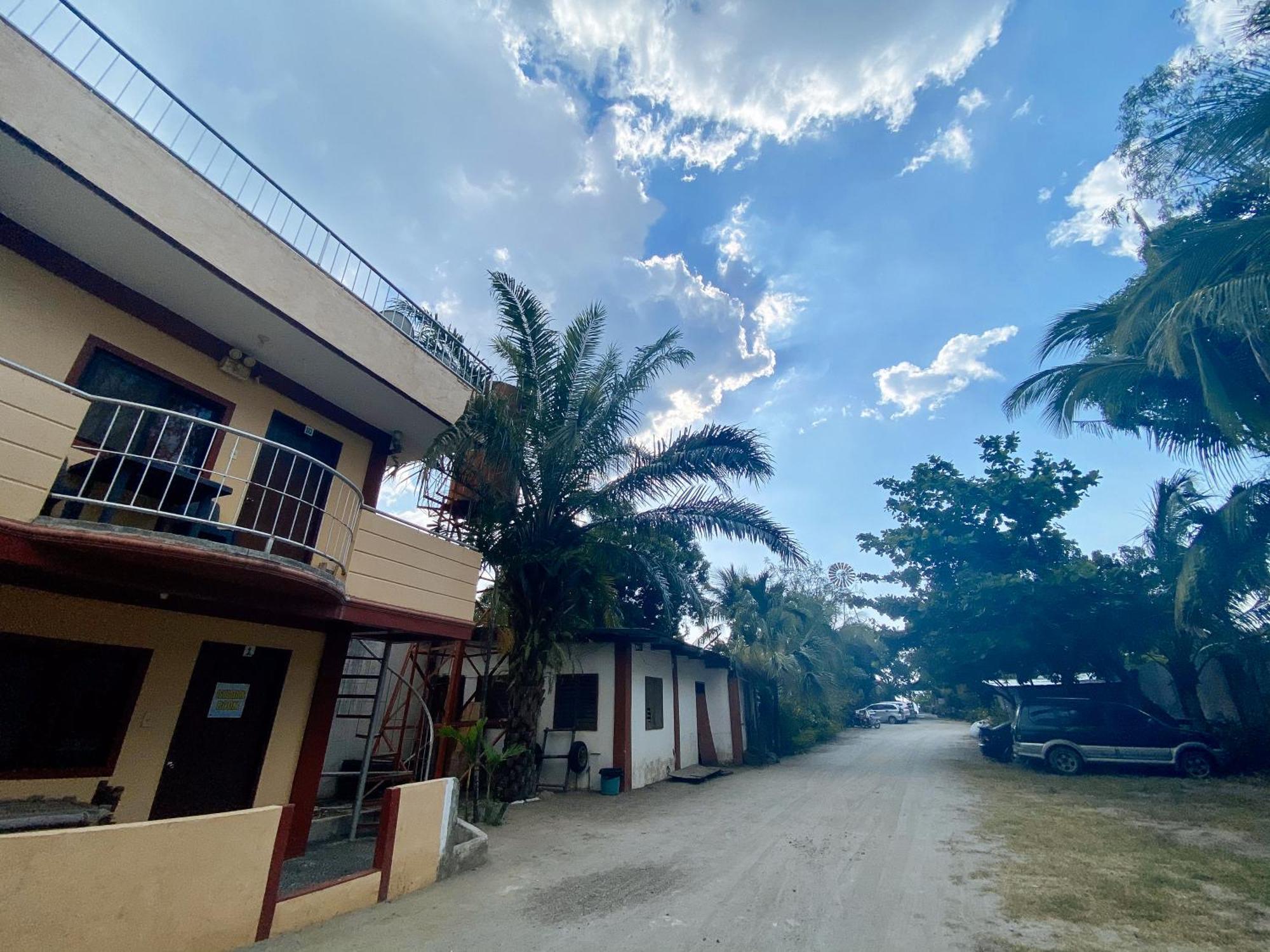 Reddoorz Hostel At Megans Paradisio Beach Resort ซานอันโตนิโอ ภายนอก รูปภาพ