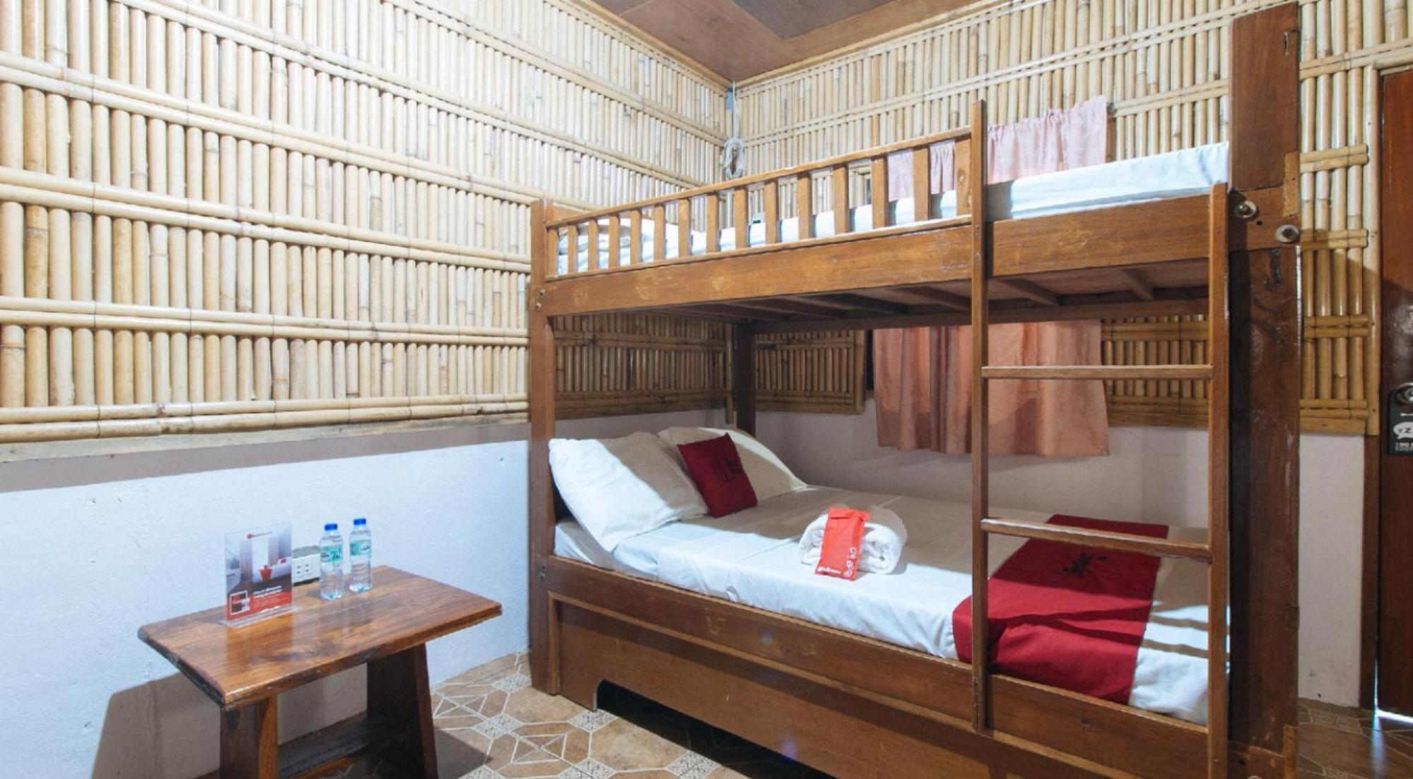 Reddoorz Hostel At Megans Paradisio Beach Resort ซานอันโตนิโอ ภายนอก รูปภาพ
